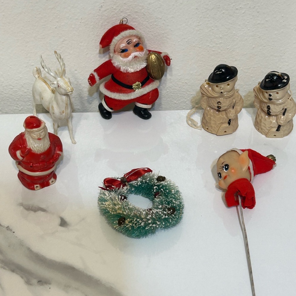 Vintage Lot of 7 Christmas Tree Ornaments - Santa, Snowmen,‎ Elf, Wreath, Deer